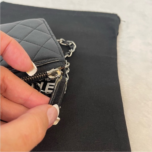 CHANEL CC LAMBSKIN ZIP WALLET ON A CHAIN CONVERSION w/COA - Picture 7 of 11